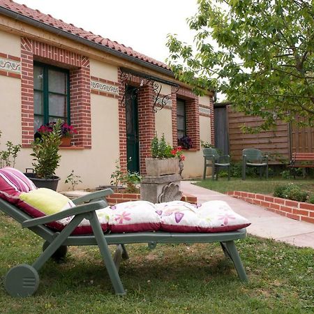 Le Petit Saint-Julien Saint-Julien-les-Villas Exterior foto
